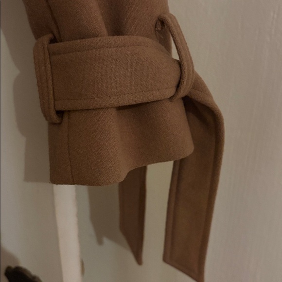 Alo Wool Cropped Metro Tench - Picture 8 of 12